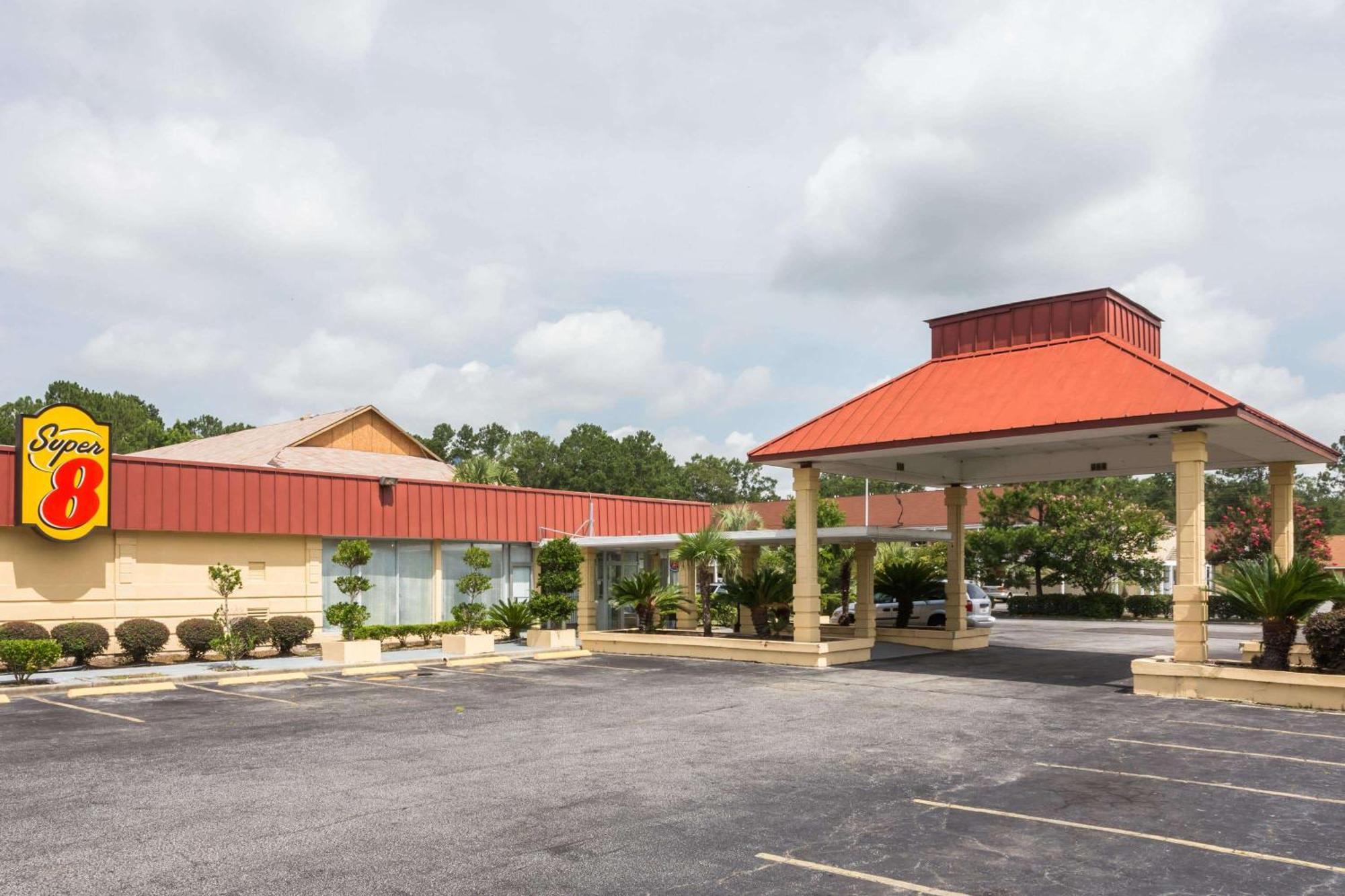 Super 8 By Wyndham Hardeeville - Savannah North מראה חיצוני תמונה